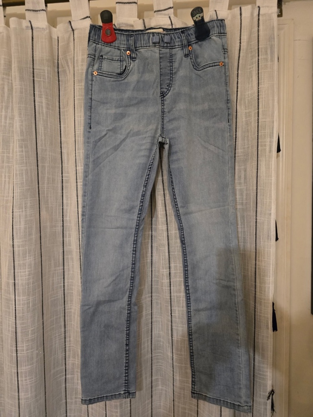 Light Blue Skinny Jeans with Comfortable Stretch
